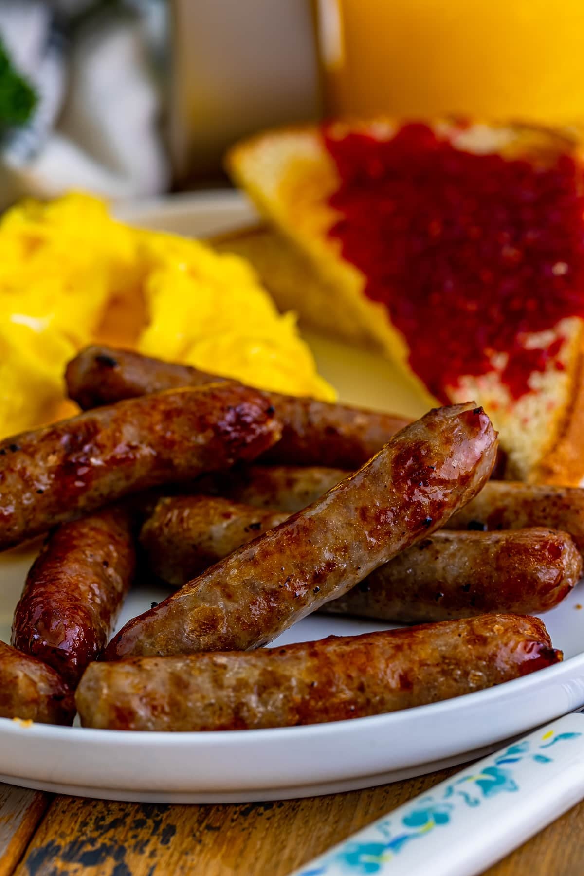 Easy Air Fryer Breakfast Sausage Links