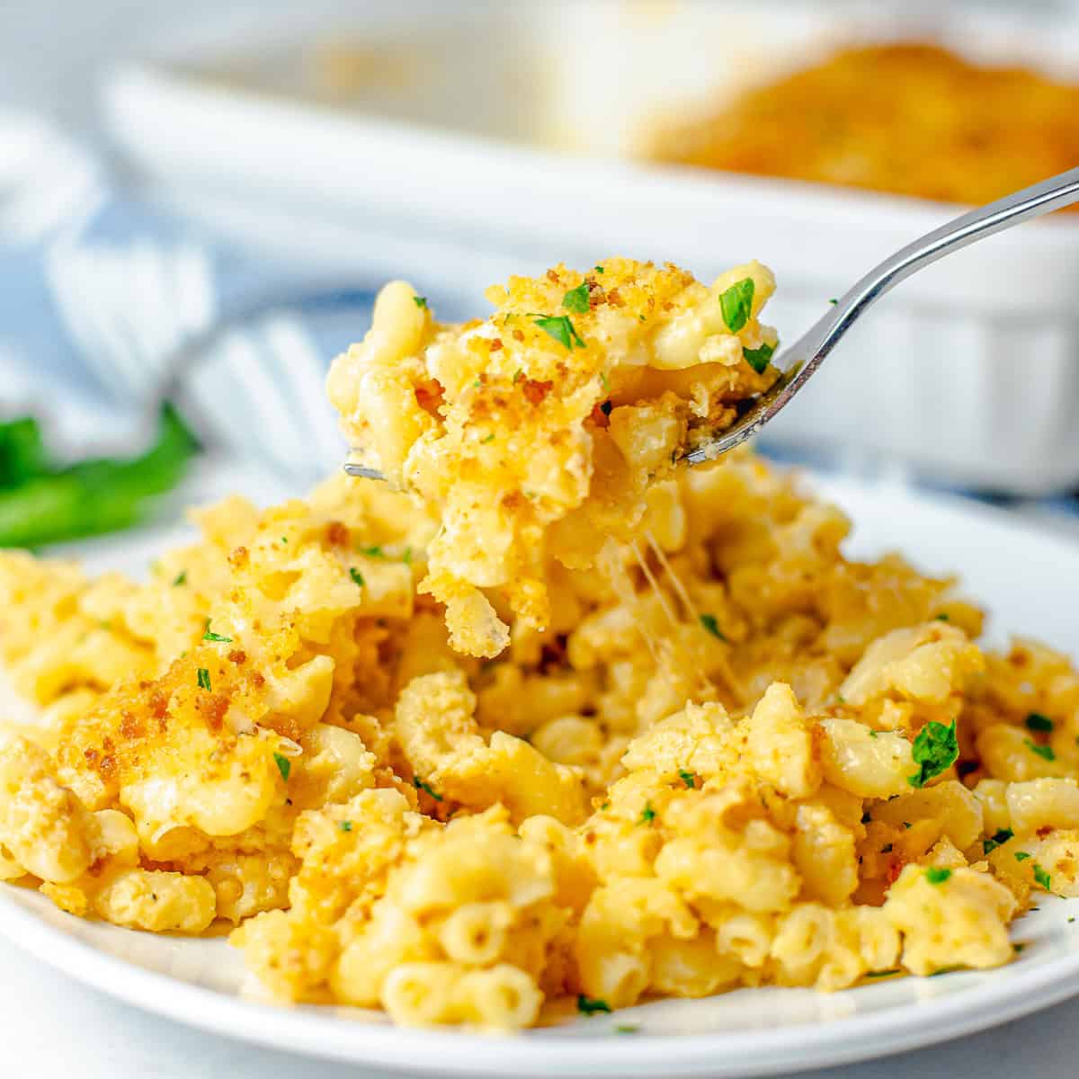 Baked Mac and Cheese with Cornbread Crust