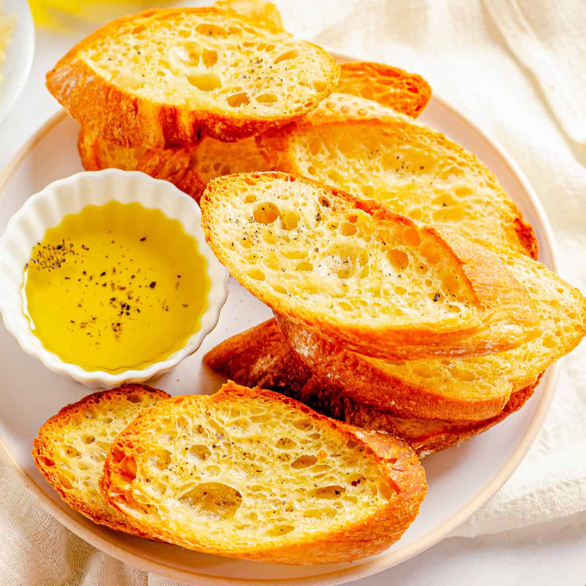 How to Make Crostini (Easy Recipe!)