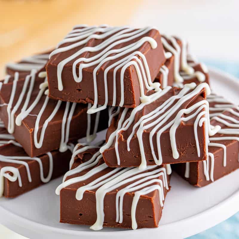 Easy Chocolate Fudge Recipe