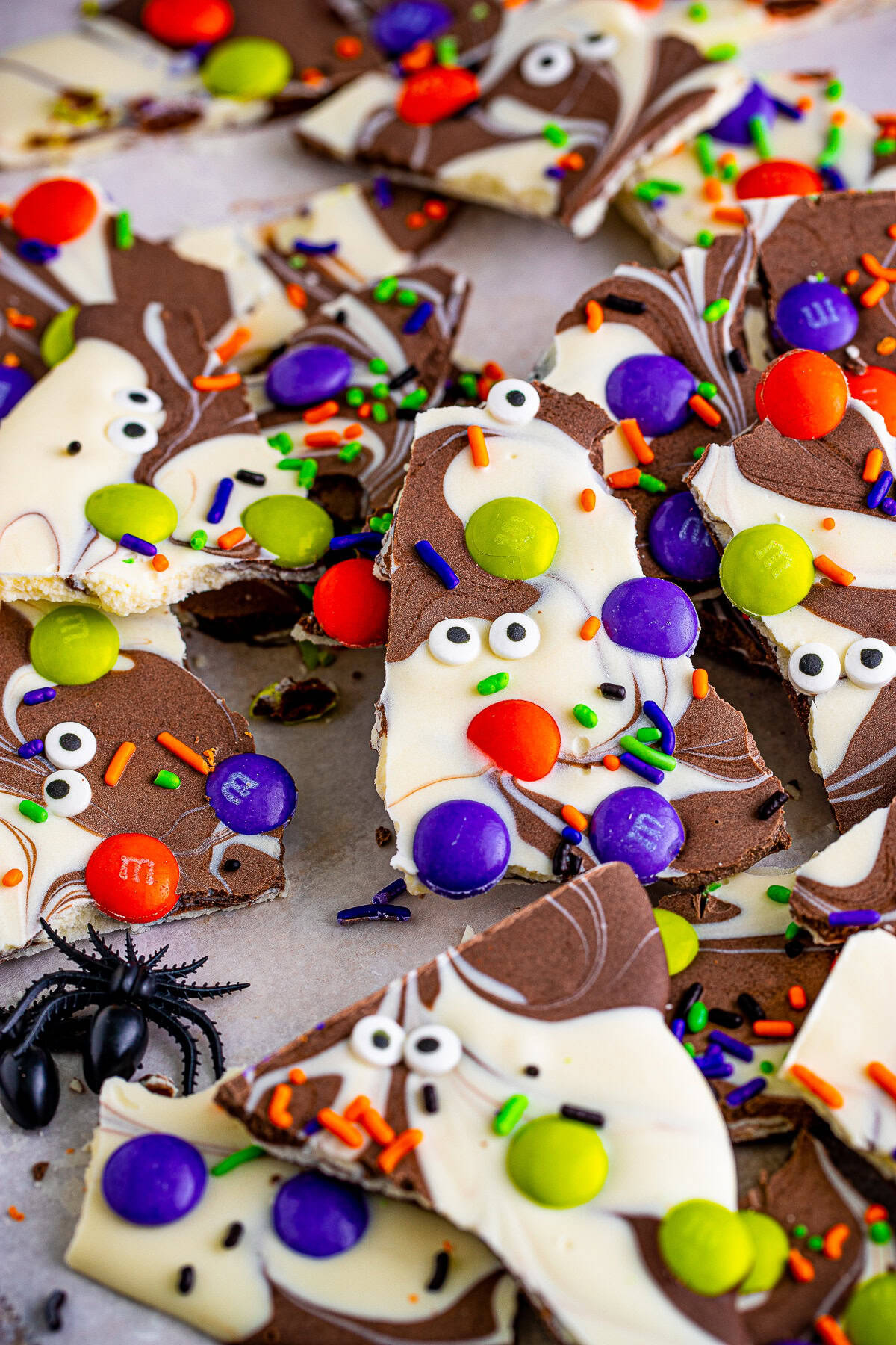 Easy Chocolate Halloween Bark Recipe