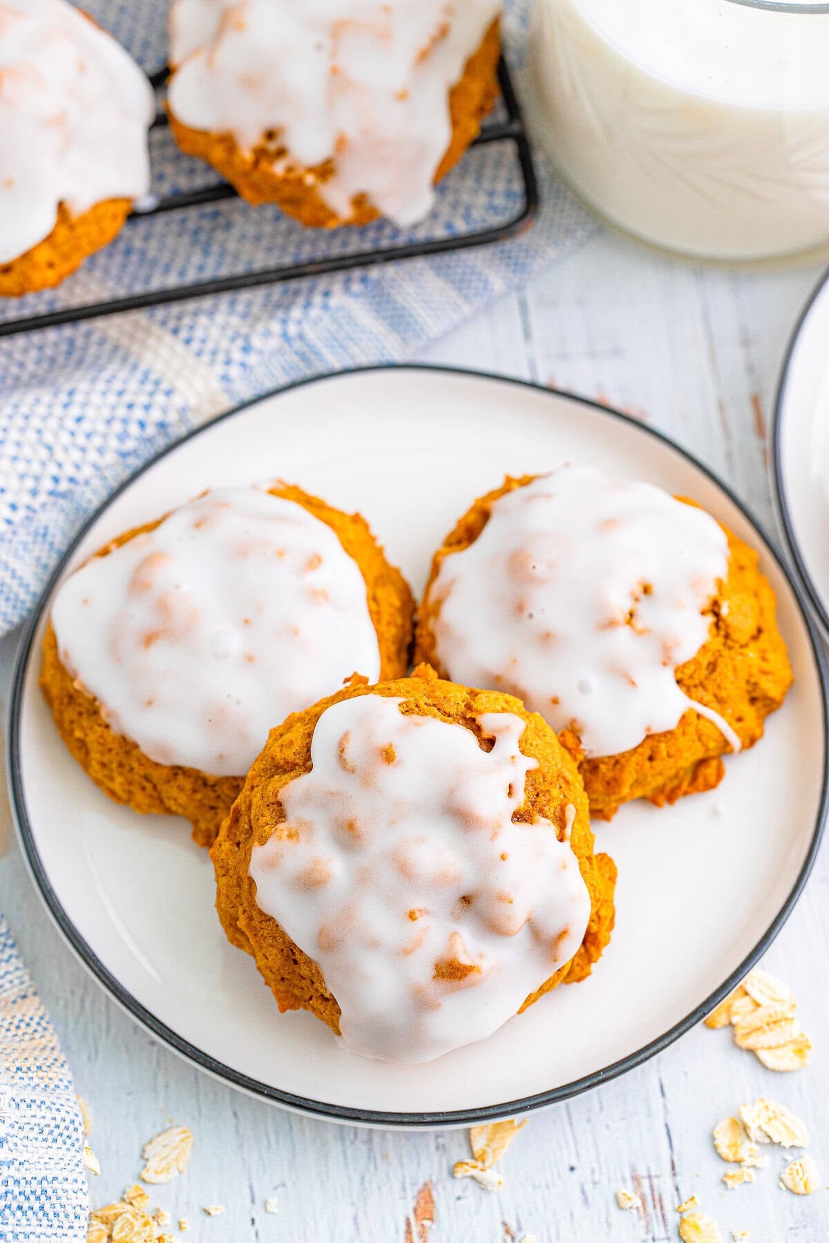 Iced Pumpkin Oatmeal Cookies Recipe