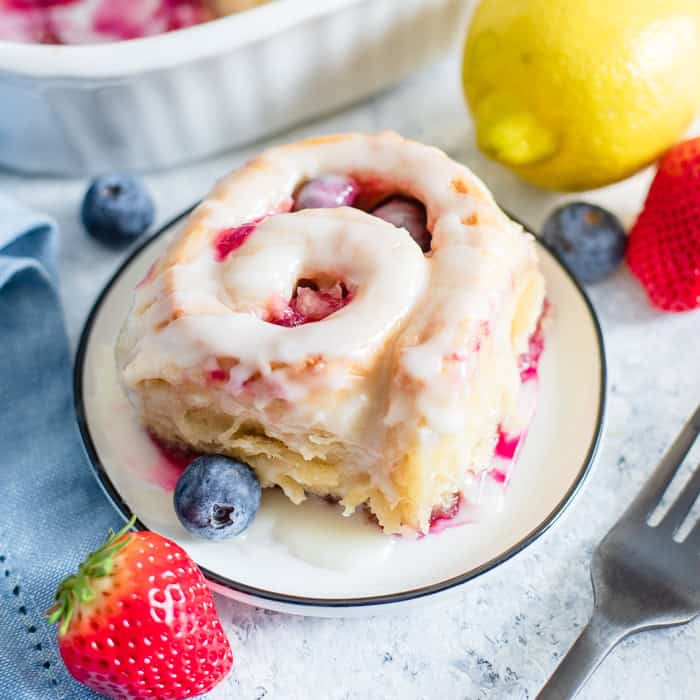 Lemon Berry Sweet Rolls