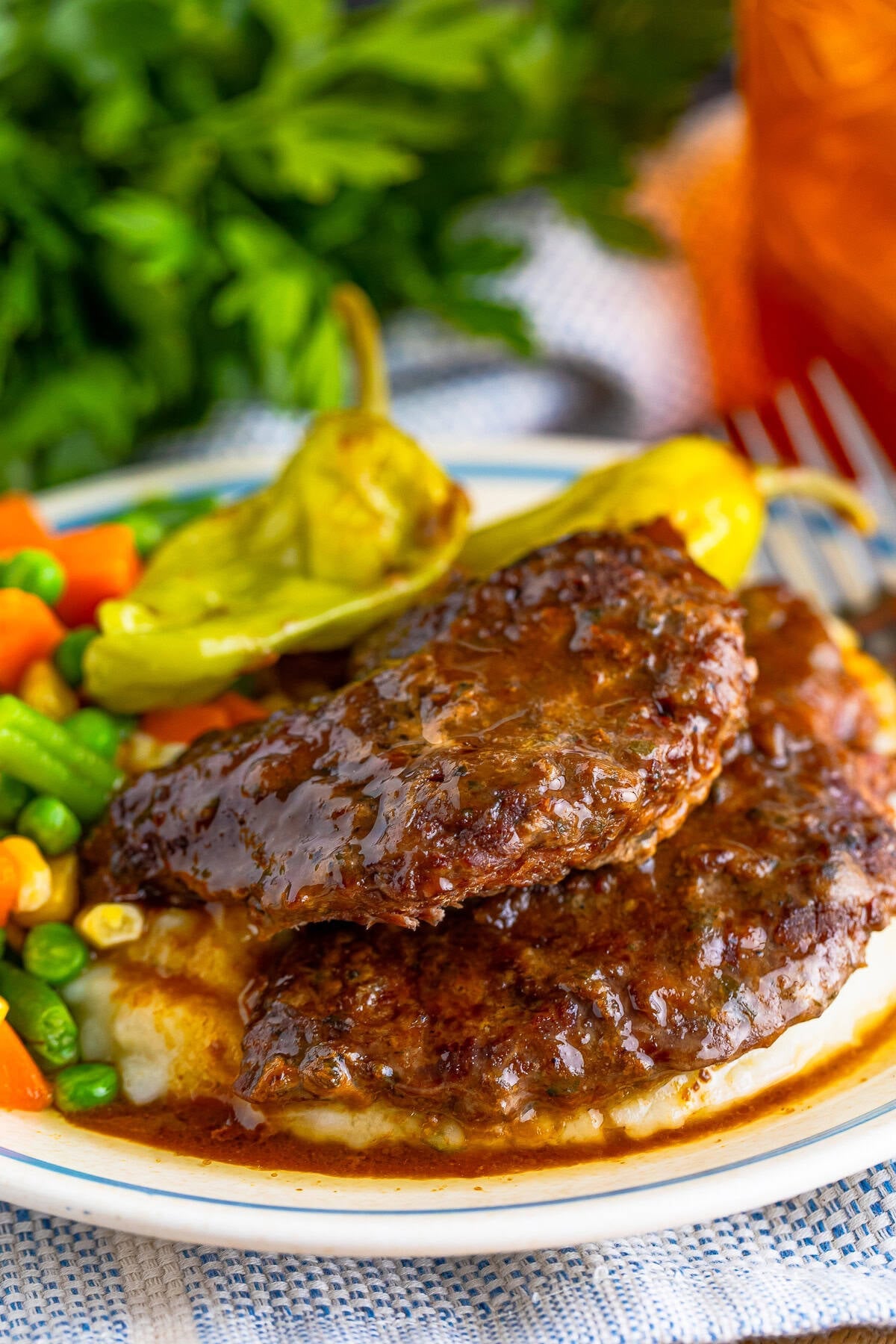 Slow Cooker Cube Steak Recipe (Mississippi Style)
