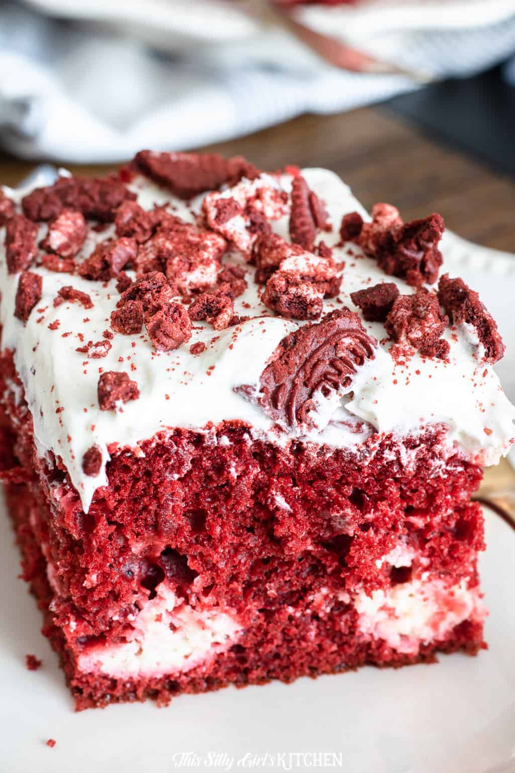 Red Velvet Cheesecake Cake Recipe
