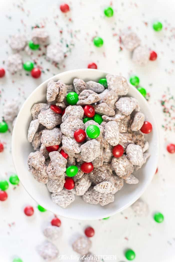 Puppy Chow (Christmas Muddy Buddies)