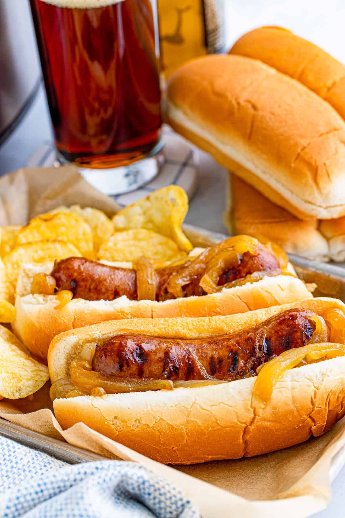 Slow Cooker Beer Brats Recipe with Onions