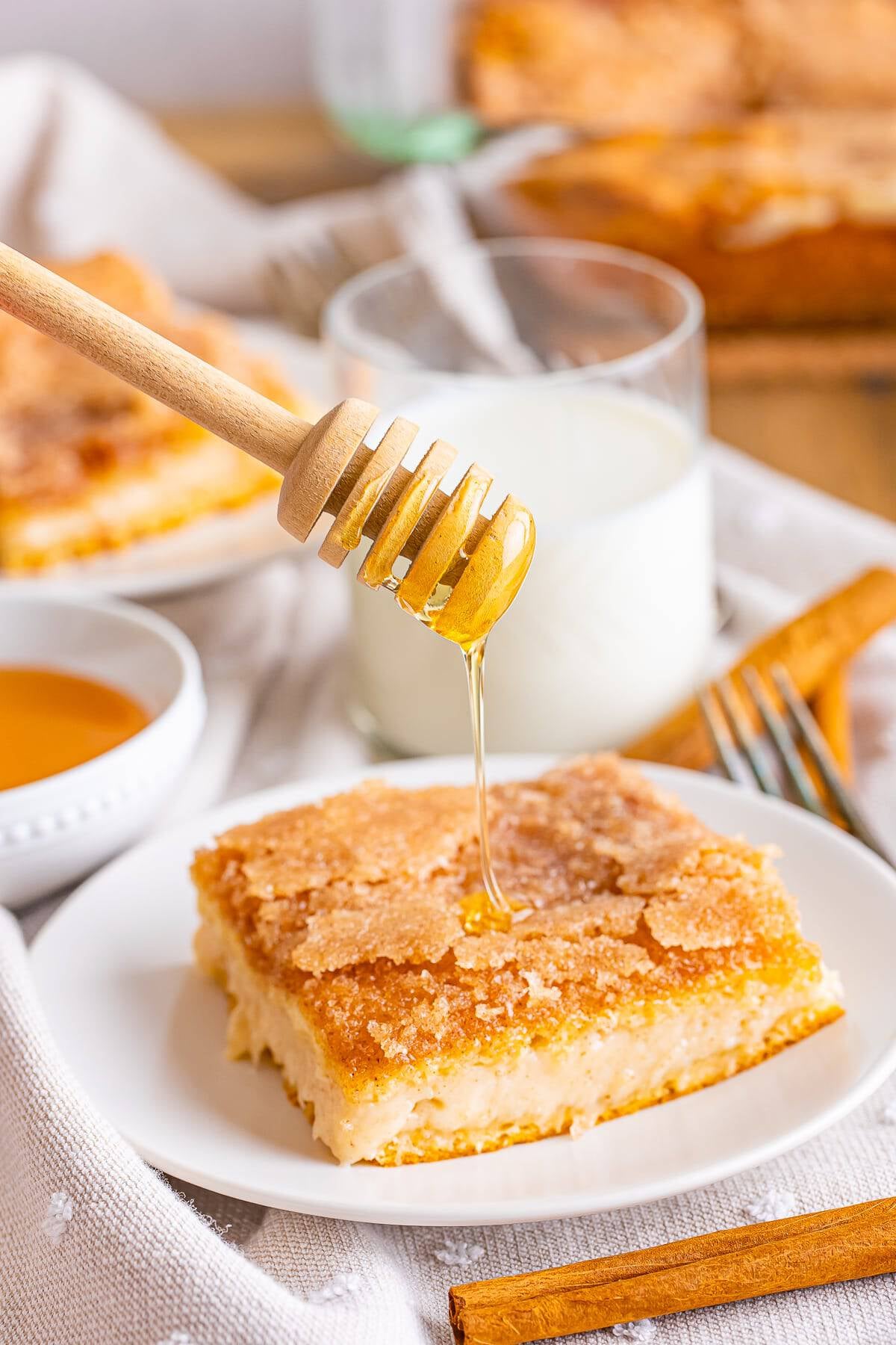 Easy Sopapilla Cheesecake Bars Recipe