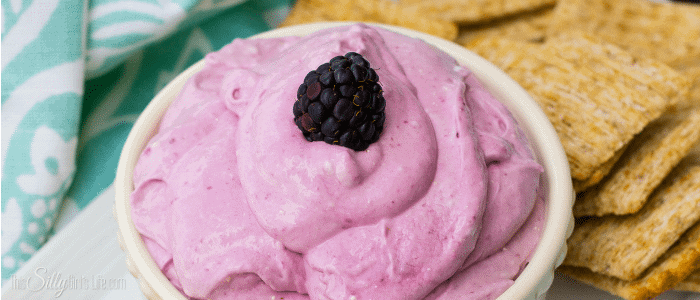 Blackberry Toasted Marshmallow Dip