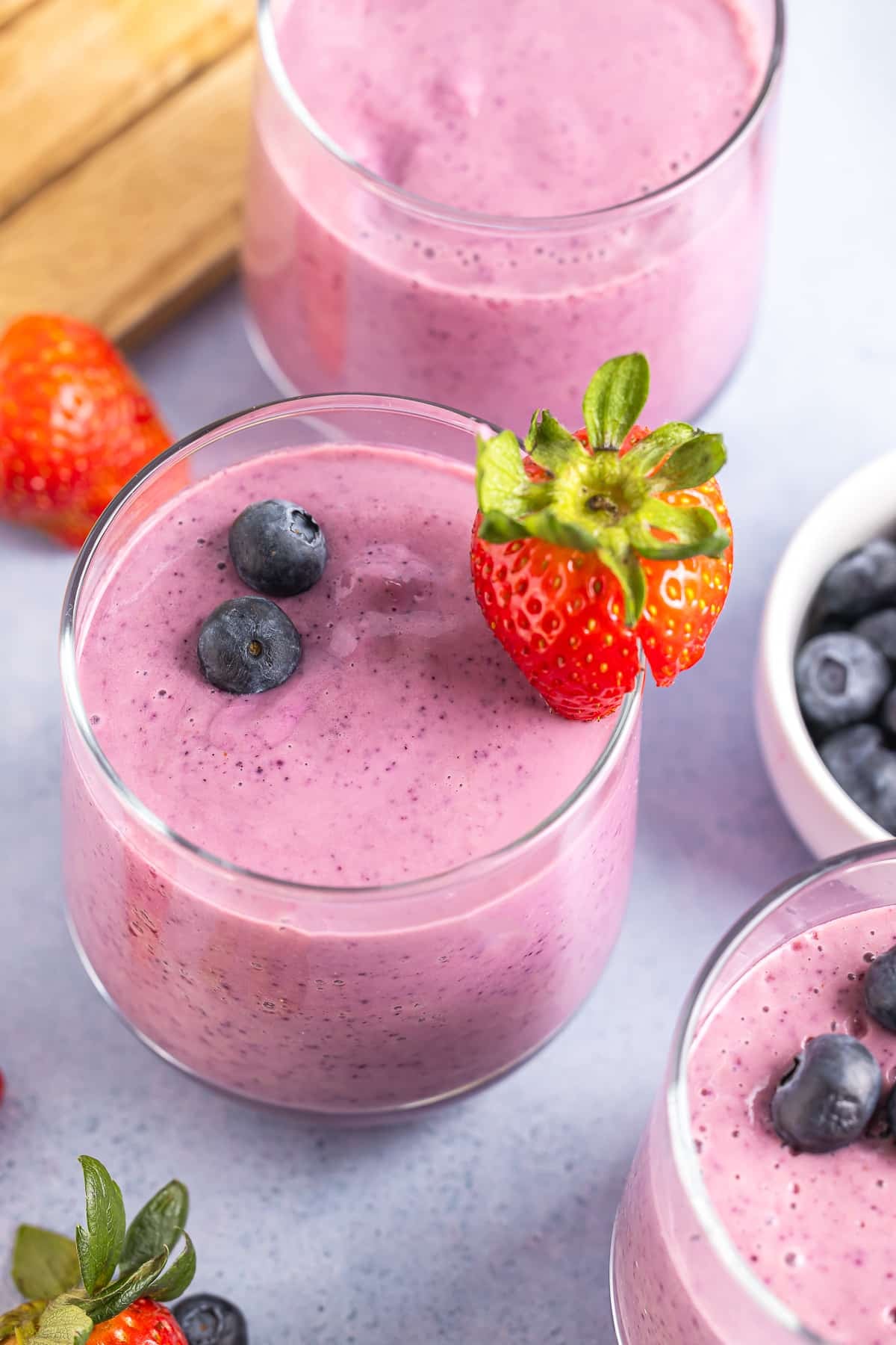 Easy Yogurt Fruit Smoothie Recipe