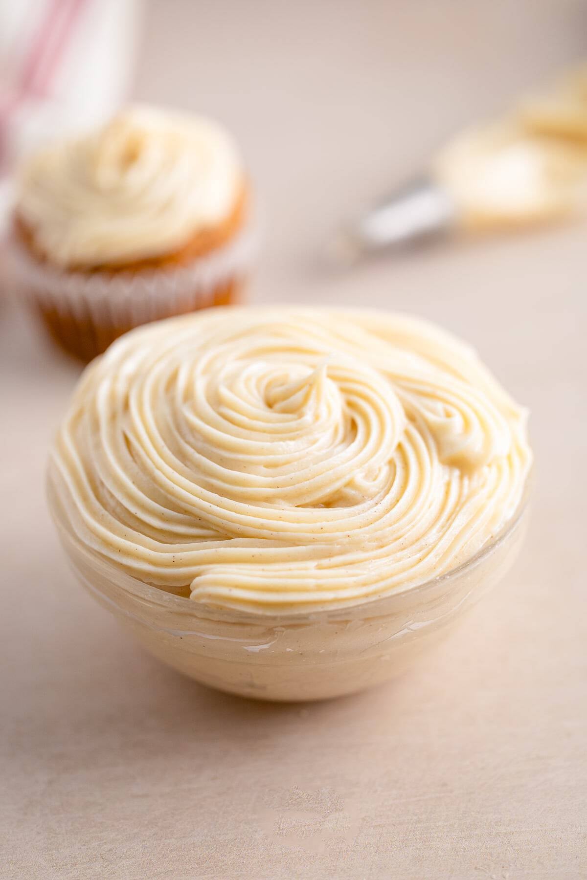 Easy Cinnamon Cream Cheese Frosting Recipe