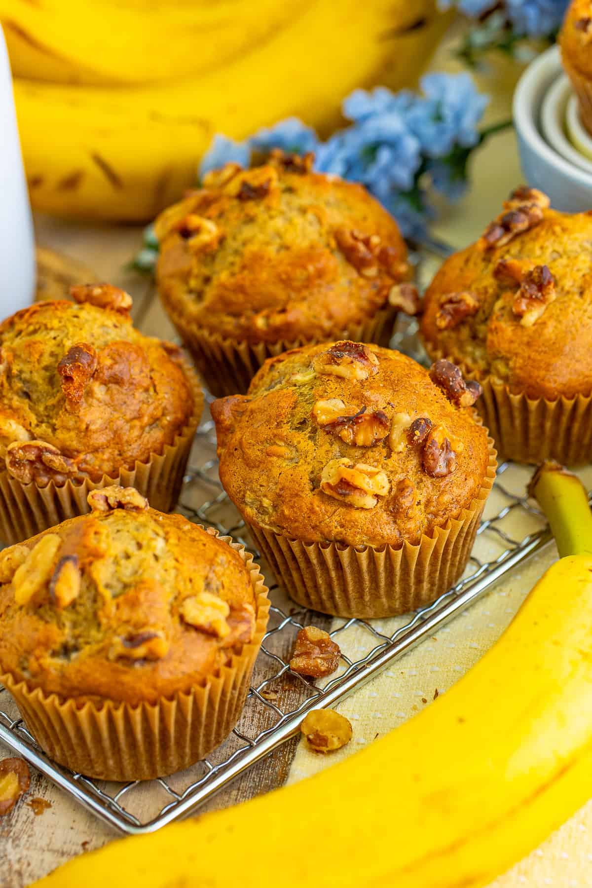 Easy Banana Nut Muffins Recipe