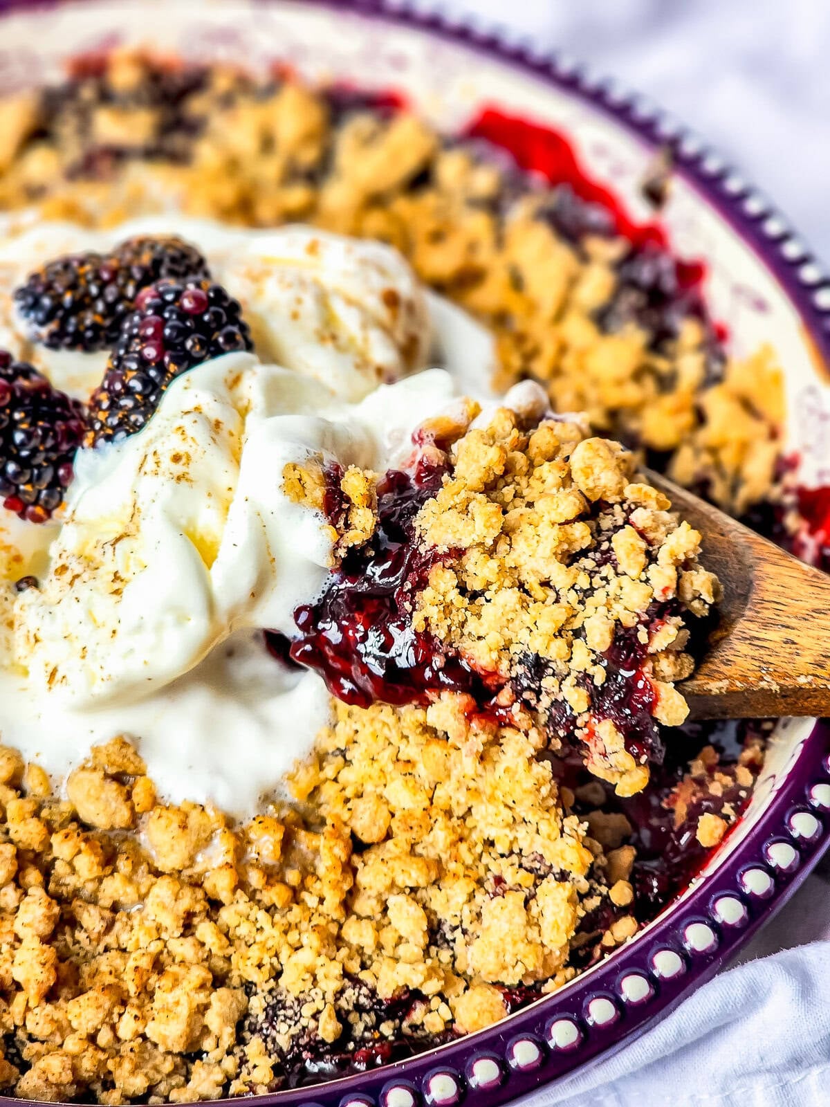 Easy Fresh Blackberry Crisp Recipe
