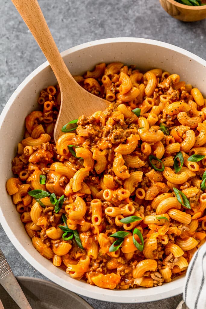 Easy One Pot Cheeseburger Pasta Recipe