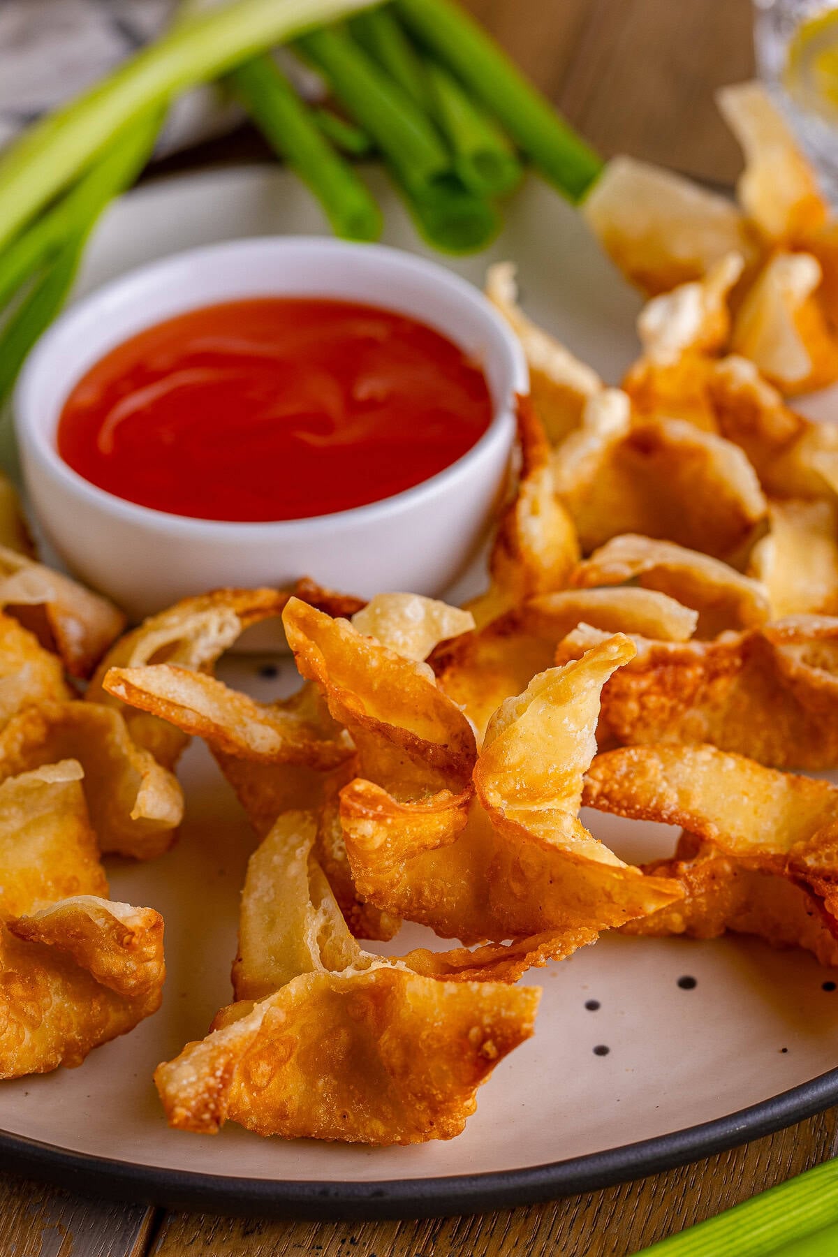 Easy Fried Cream Cheese Wontons Recipe
