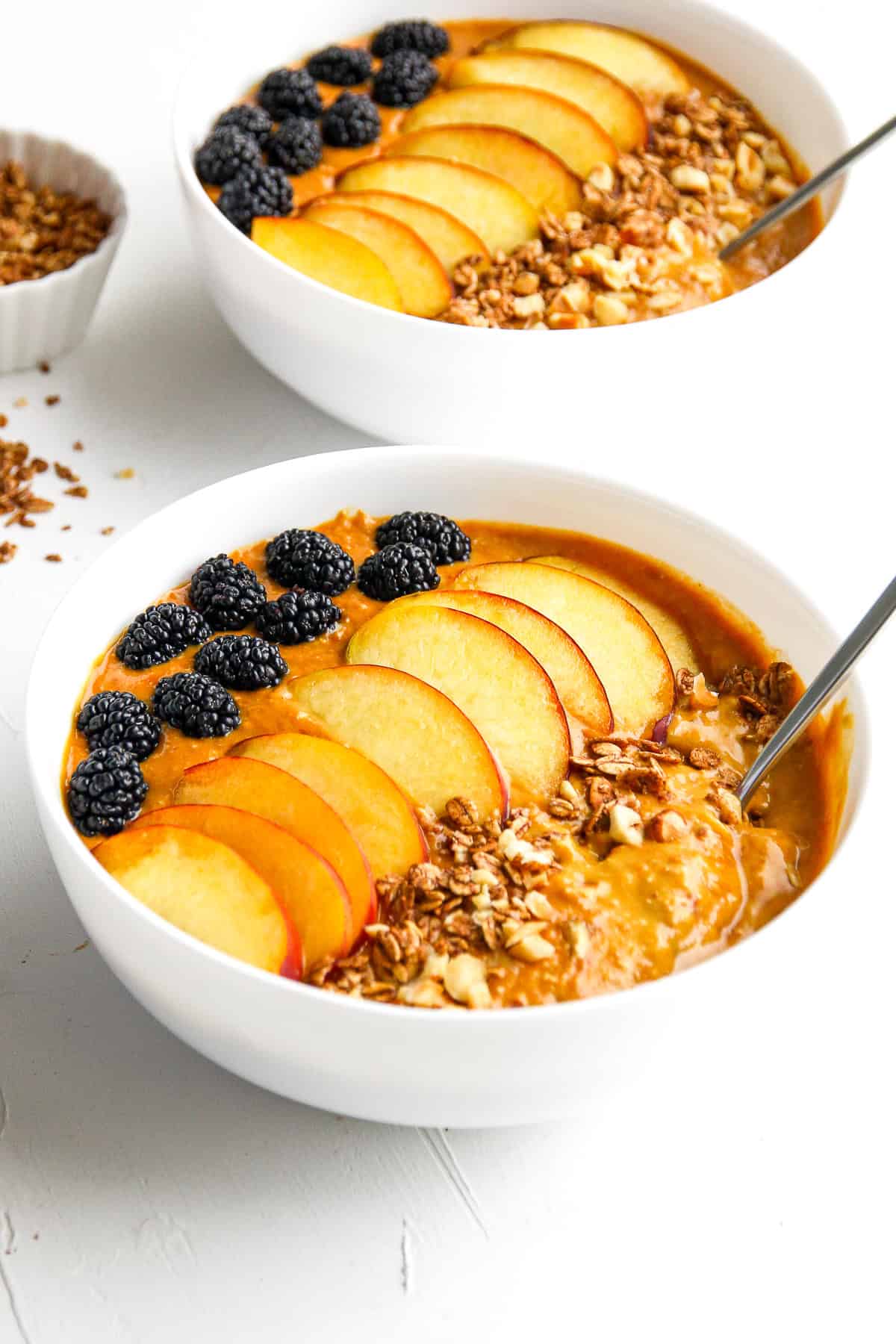 Apricot Oatmeal Fruit Smoothie Bowls Recipe