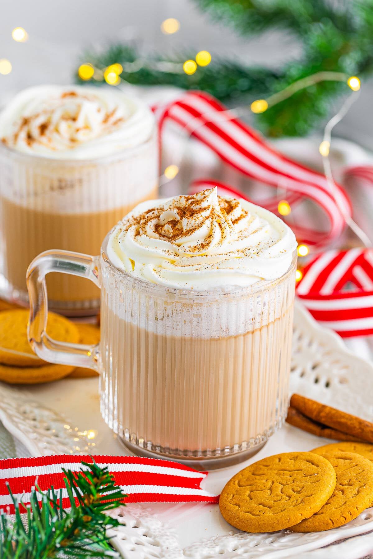 Homemade Gingerbread Latte (Starbucks Copycat Recipe)