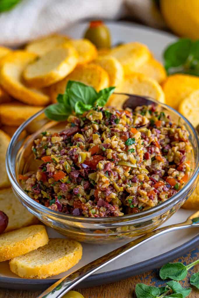 10-Minute Easy Olive Tapenade Recipe