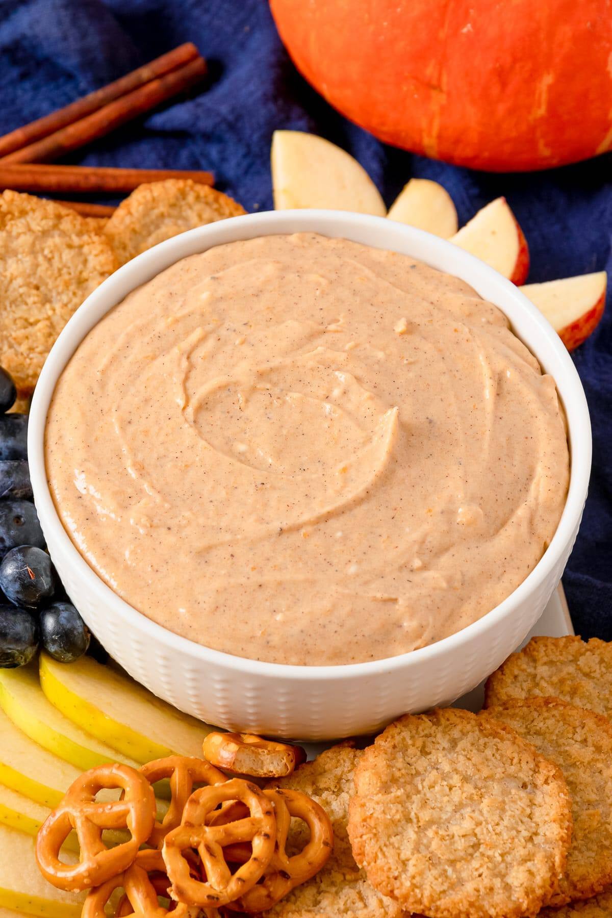 Easy Pumpkin Dip Recipe (with Cream Cheese)