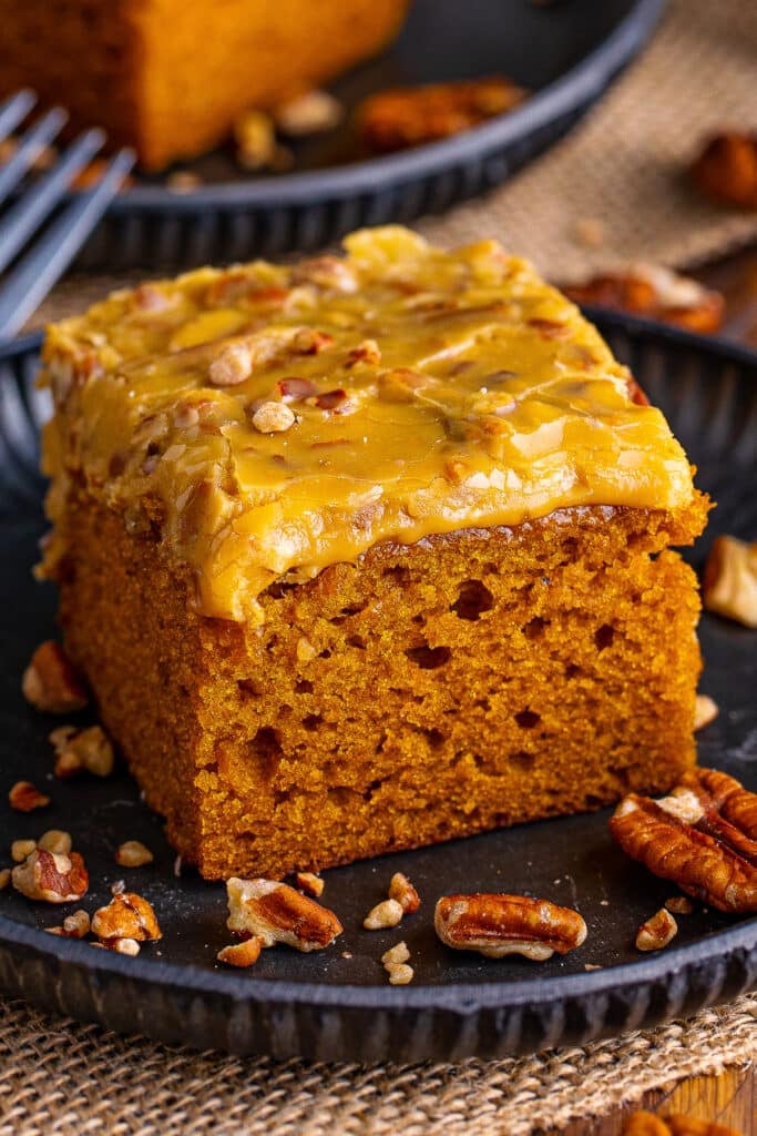 Easy Pumpkin Snack Cake Recipe