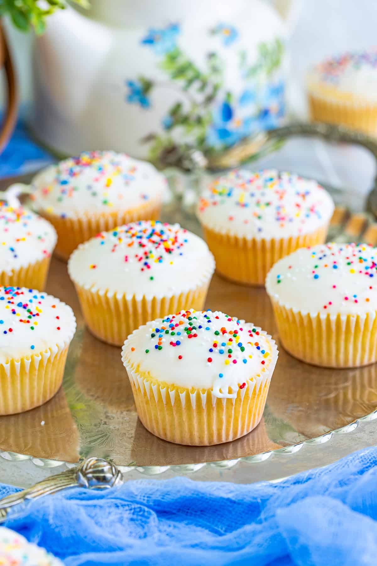 Queens Cakes: Perfect for Any Occasion or Gathering