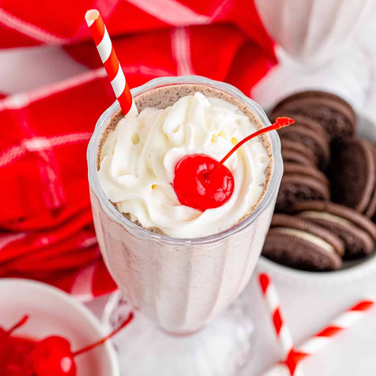 Cookies and Cream Milkshake (Chick-Fil-A Copycat)