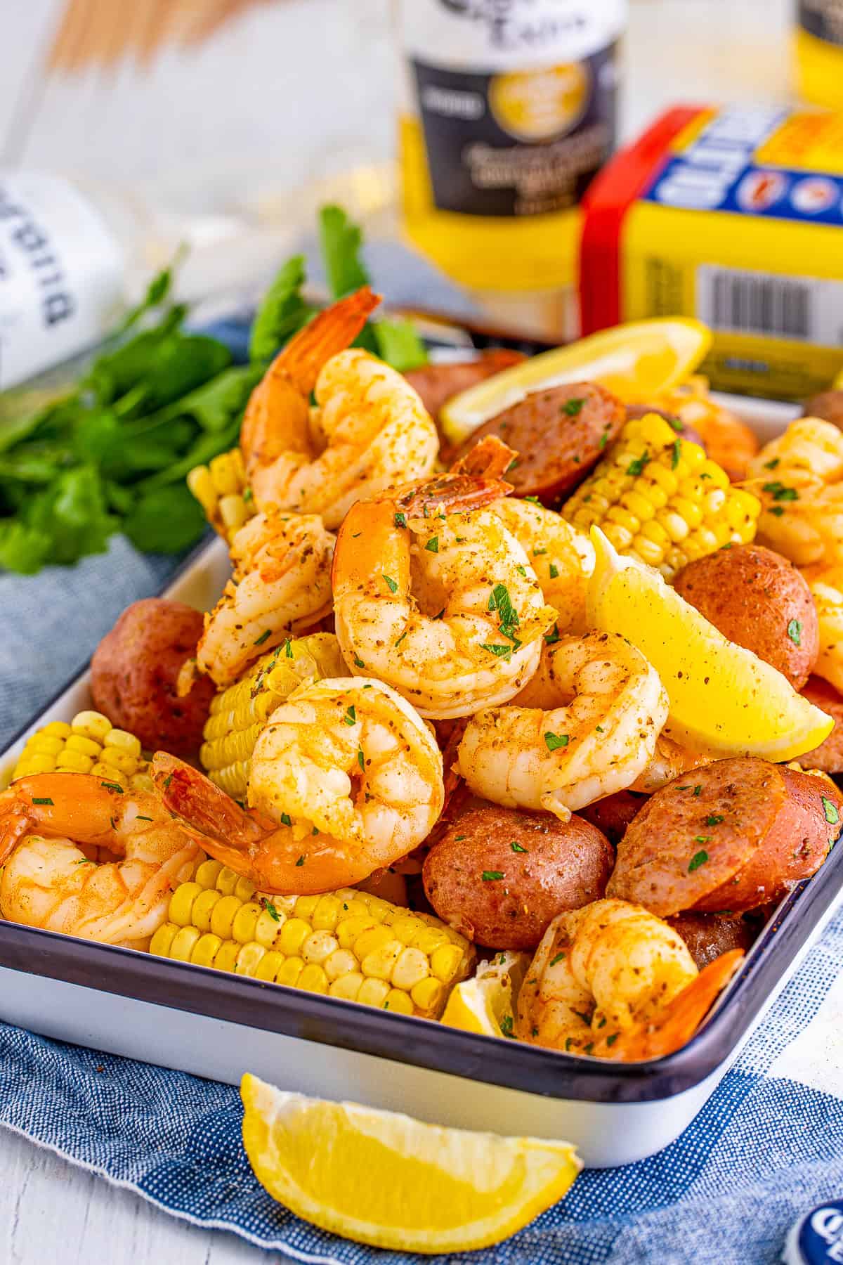 Easy Shrimp Boil with Butter Sauce