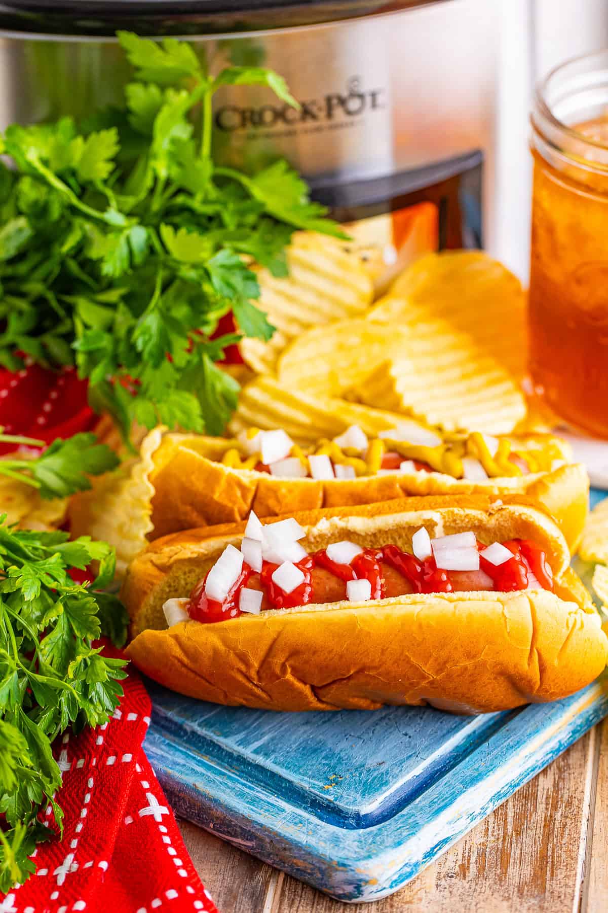 Easy Crockpot Hot Dogs Recipe (Slow Cooker)