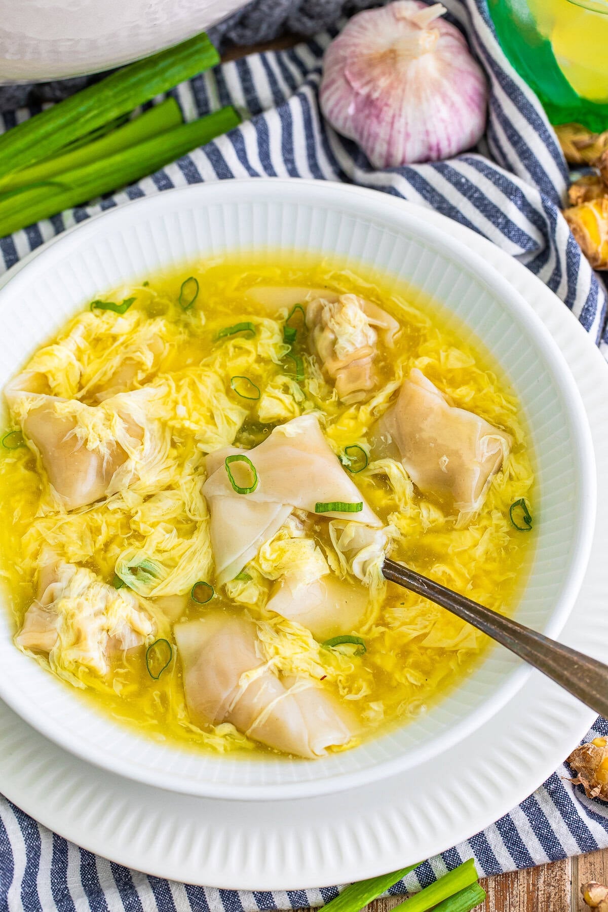 Easy Wonton Egg Drop Soup Recipe